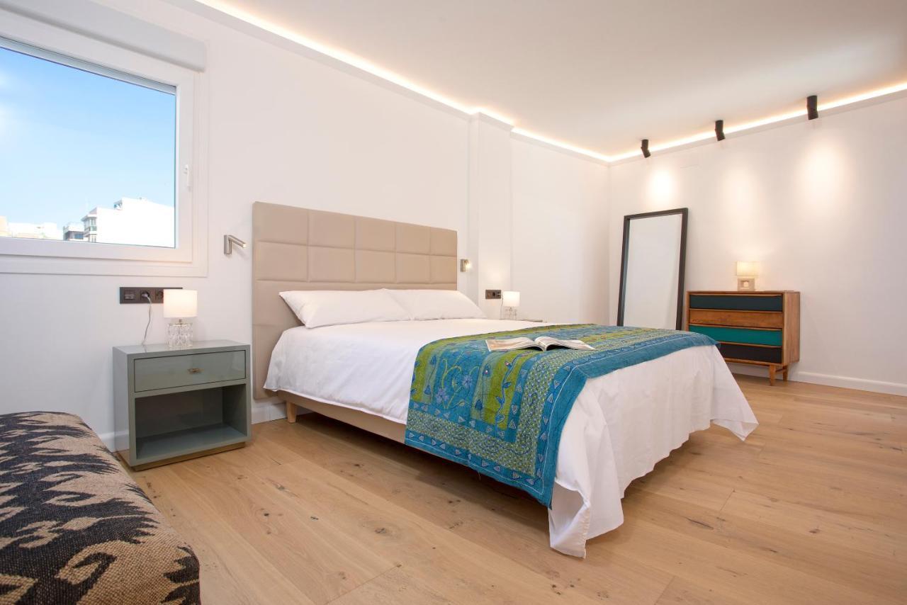 Malagueta Luz By Renthas Apartment Malaga Bagian luar foto